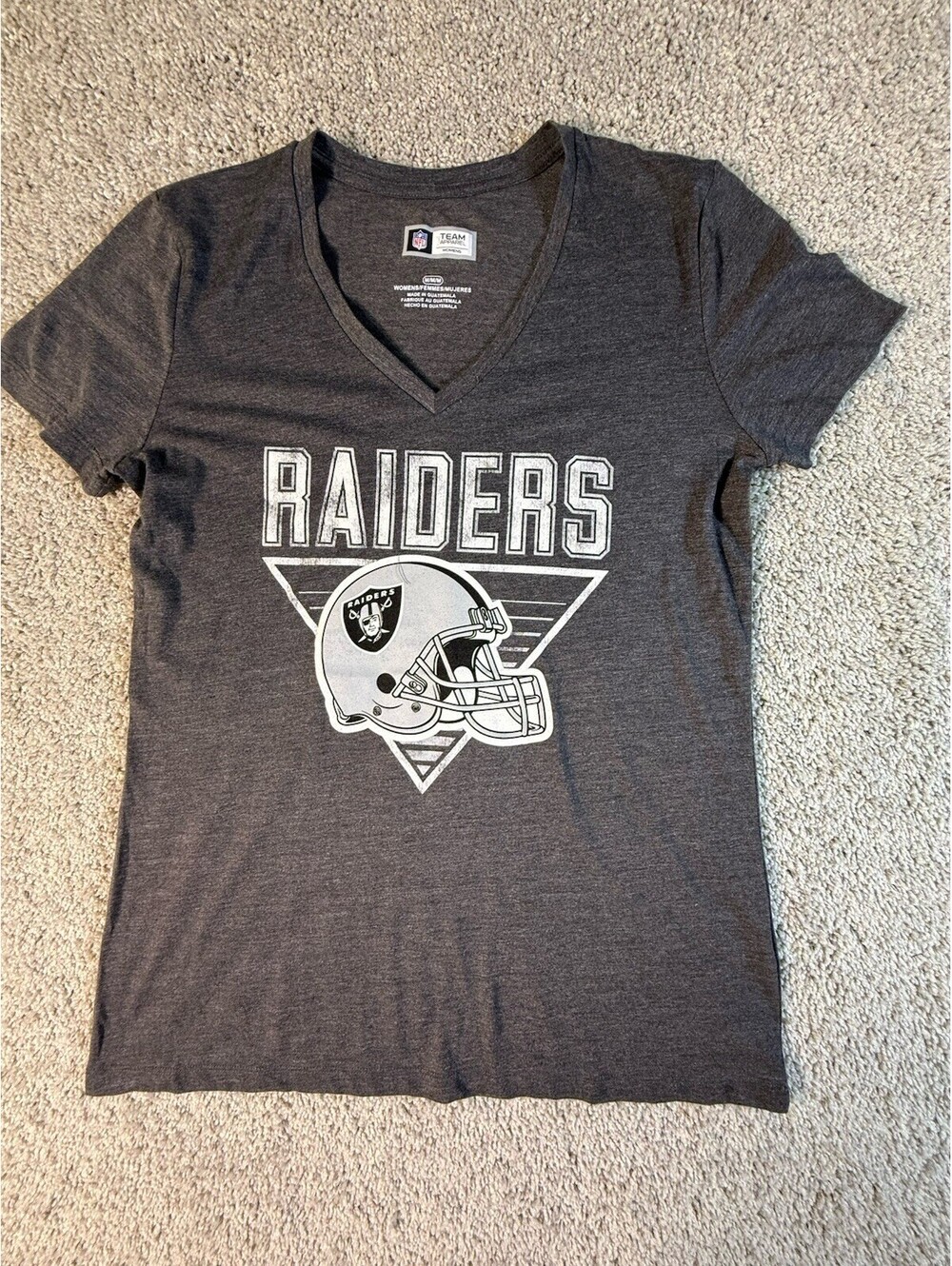 NWT NFL Raider’s Shirt Women’s Size Medium Gray Short Sleeve